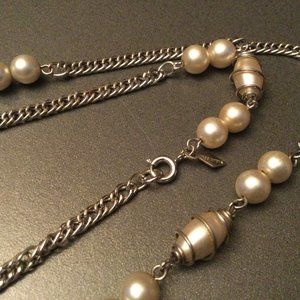 Sarah Coventry Caged Faux pearl Station Necklace Extra Long 24” Silver-tone Jewe